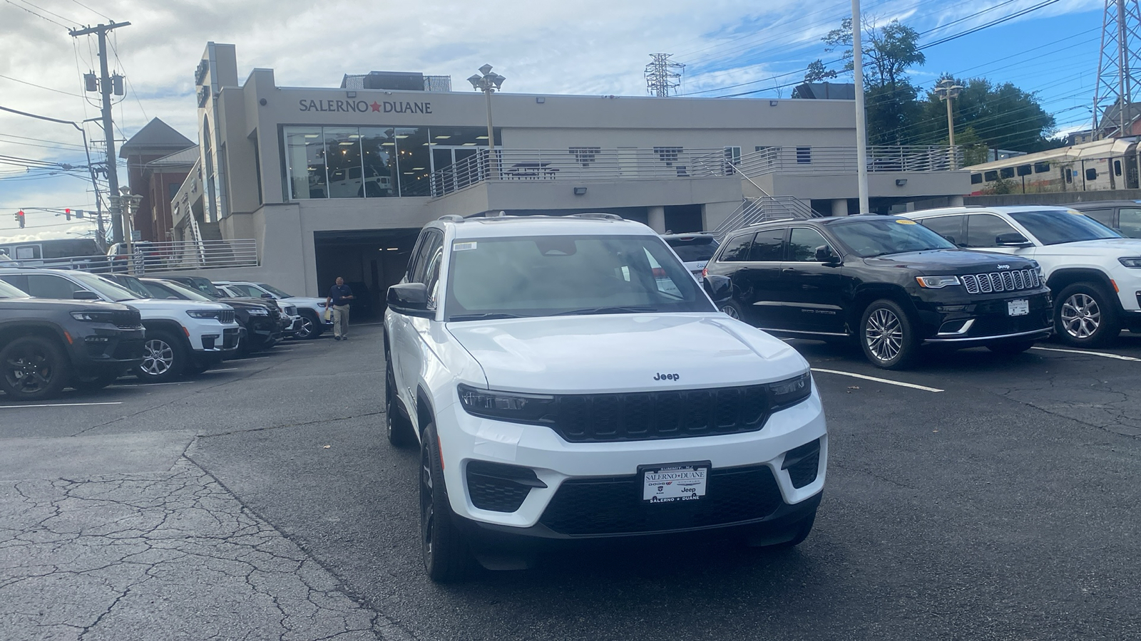 2025 Jeep Grand Cherokee Altitude X 1