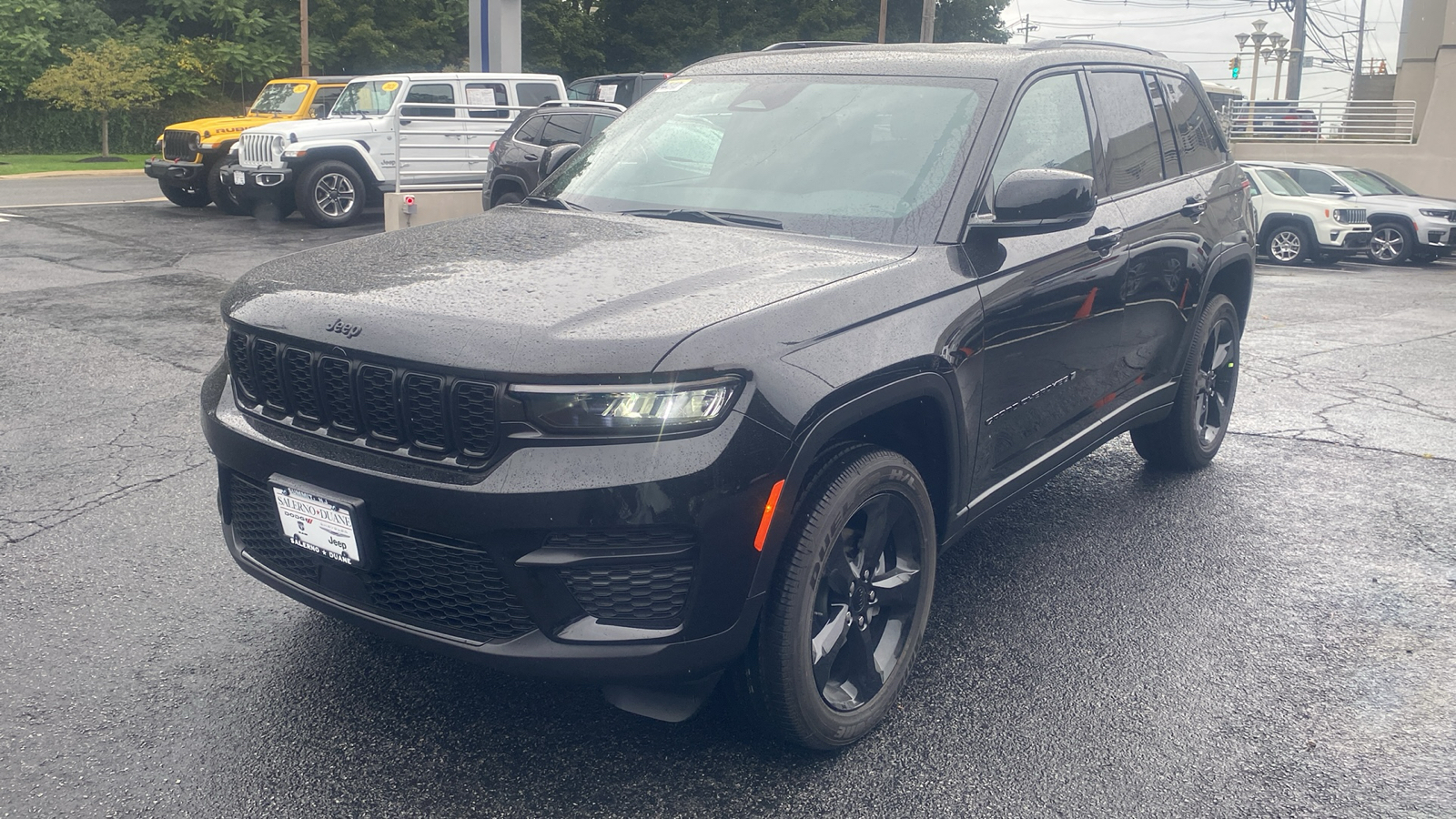 2025 Jeep Grand Cherokee Altitude X 3