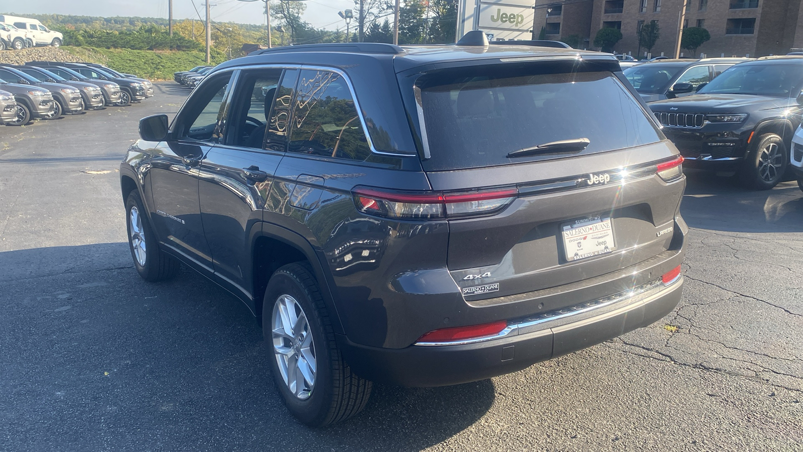 2025 Jeep Grand Cherokee Laredo X 24