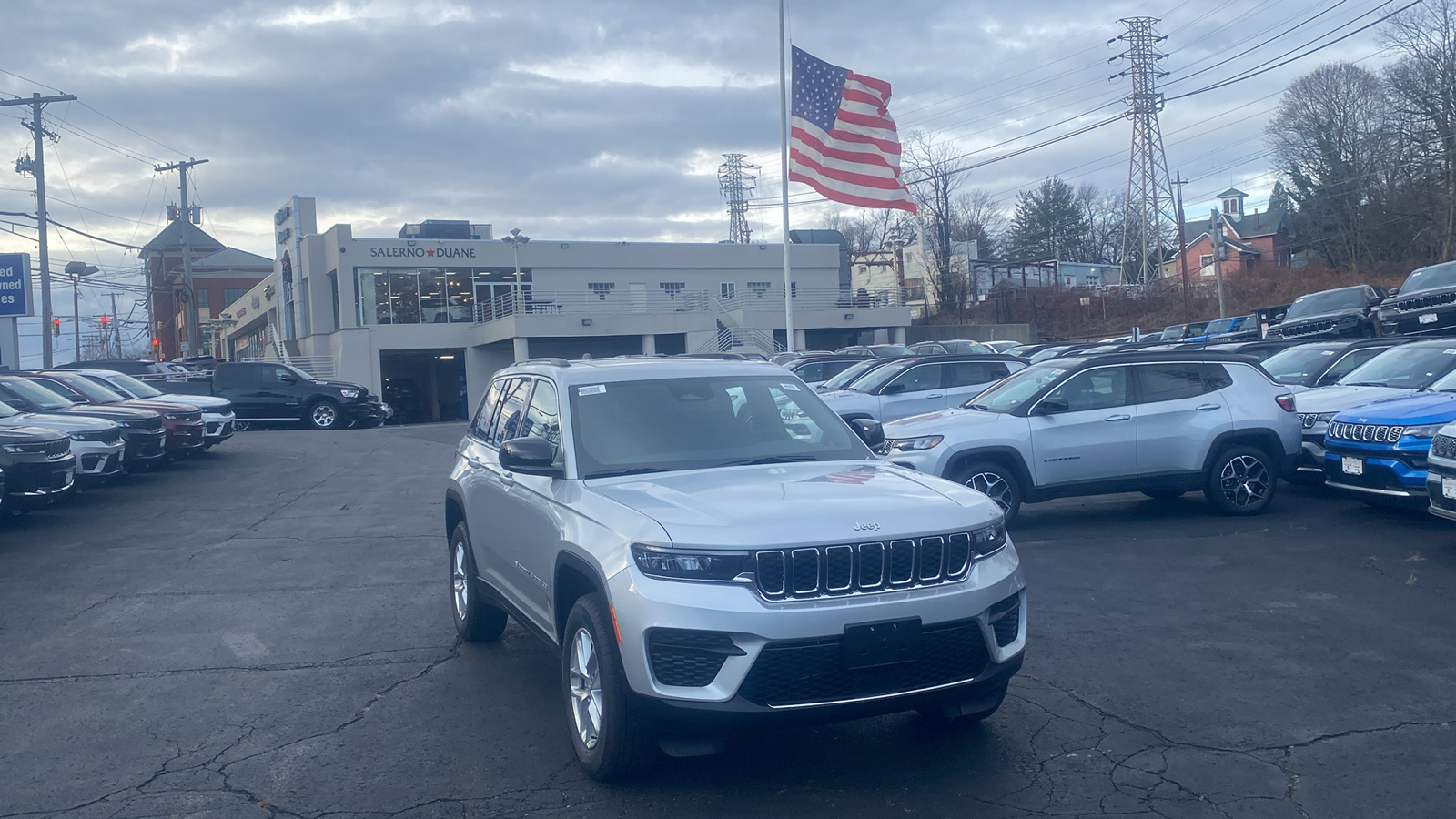 2025 Jeep Grand Cherokee Laredo X 1