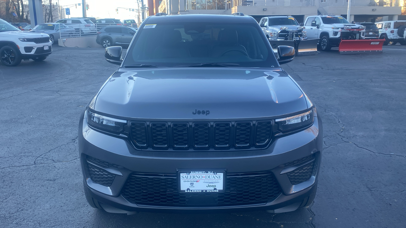 2025 Jeep Grand Cherokee Altitude X 2