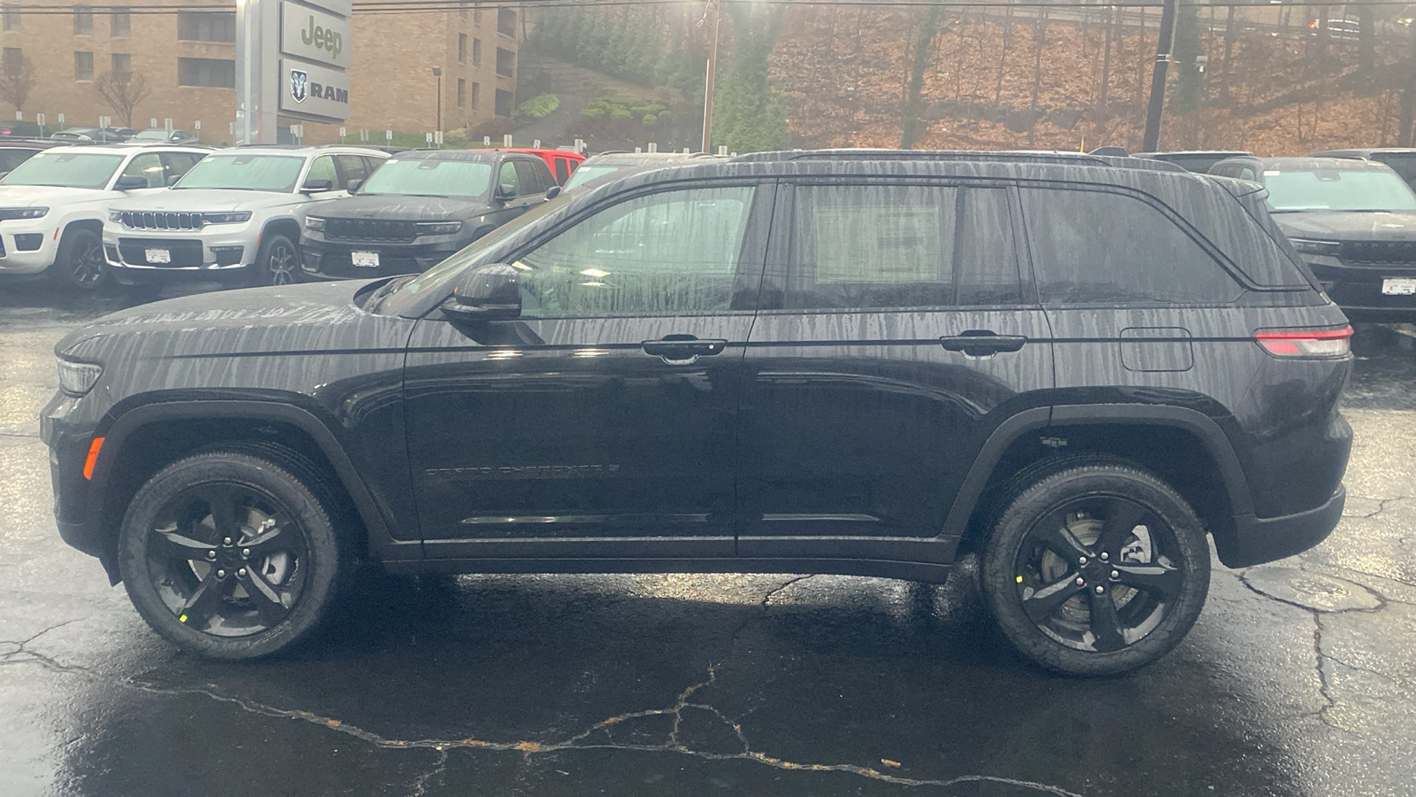 2025 Jeep Grand Cherokee Altitude X 4