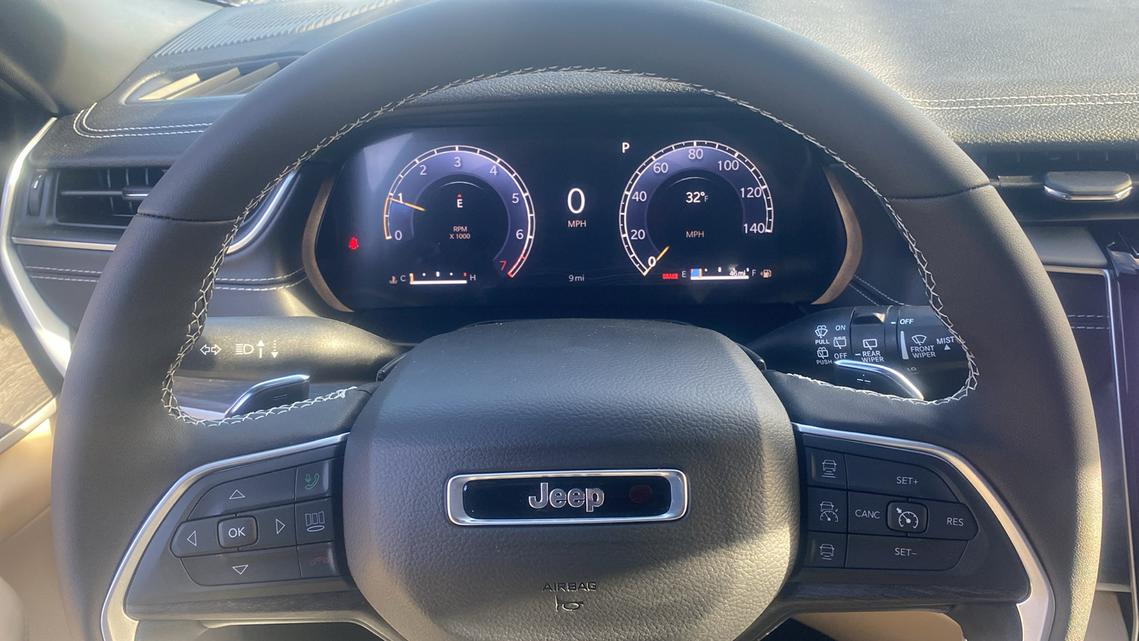 2025 Jeep Grand Cherokee Limited 10