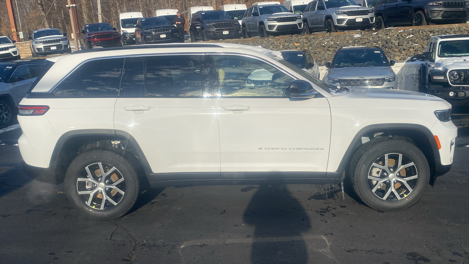 2025 Jeep Grand Cherokee Limited 27