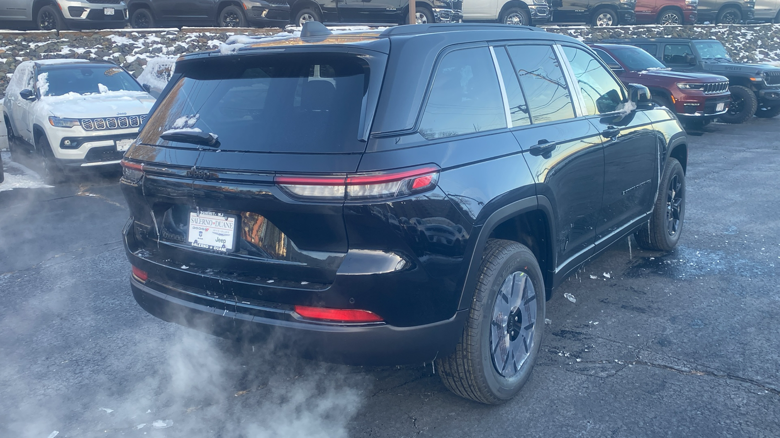 2025 Jeep Grand Cherokee Altitude X 28