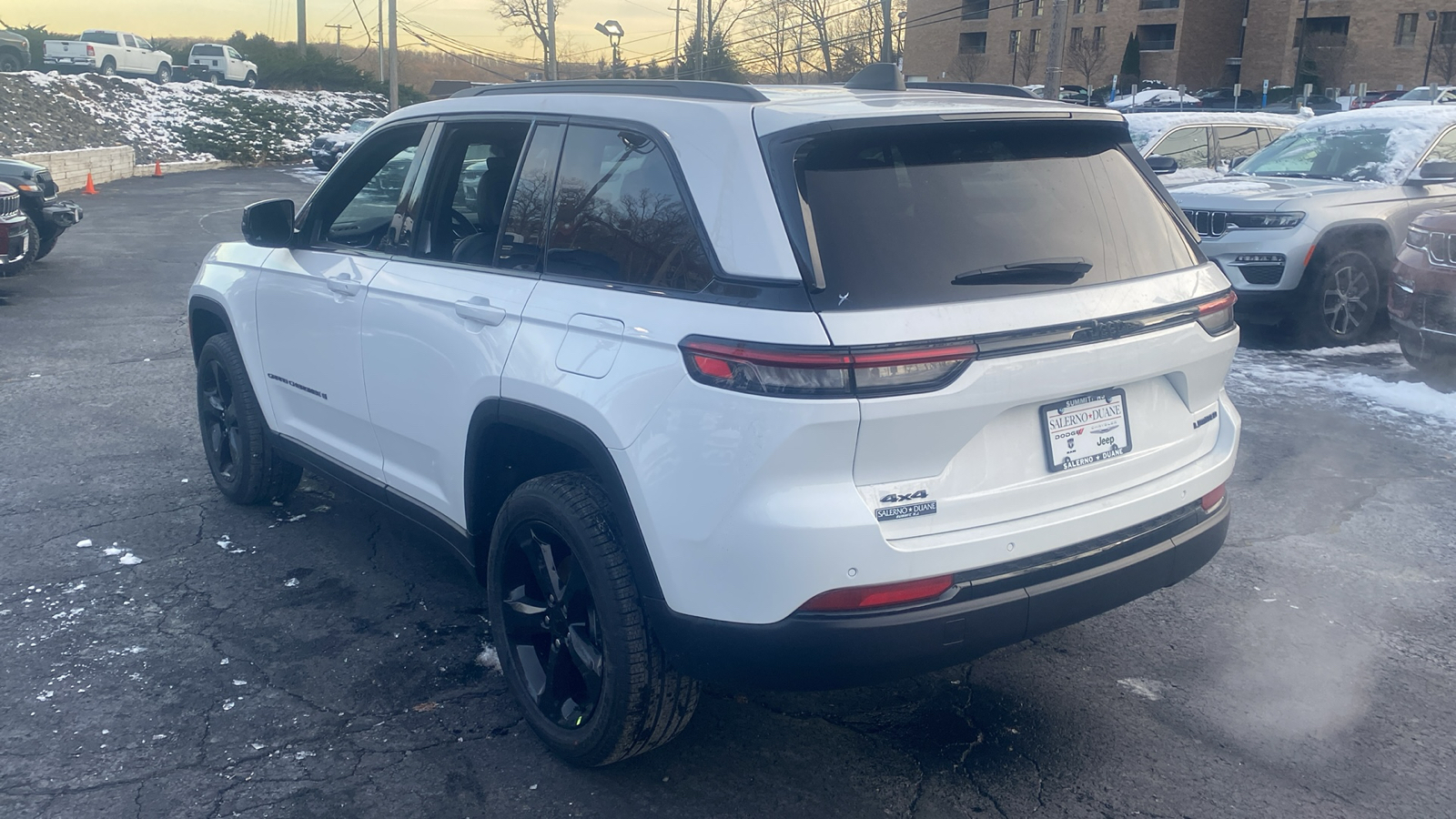 2025 Jeep Grand Cherokee Limited 24