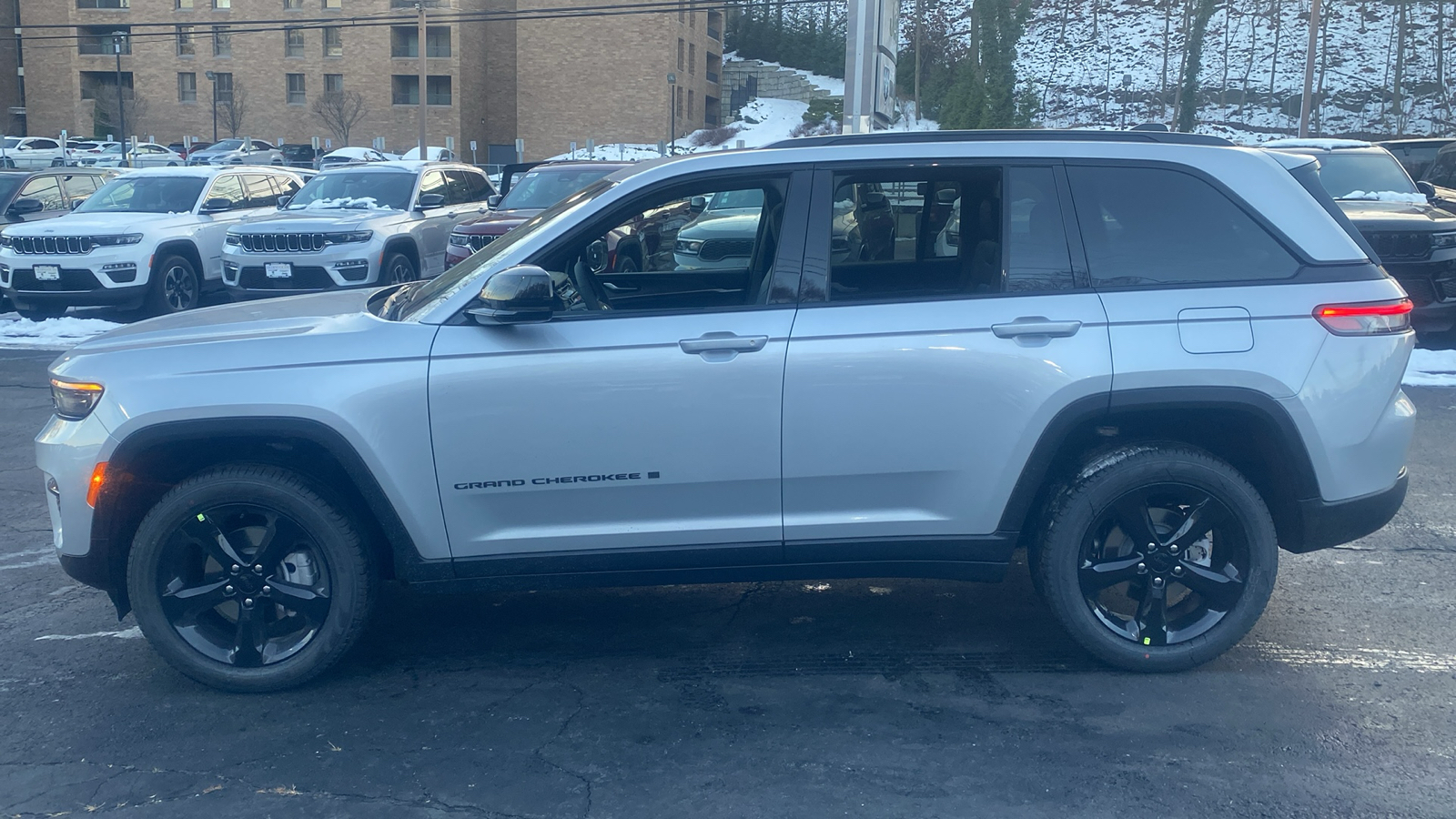 2025 Jeep Grand Cherokee Limited 4