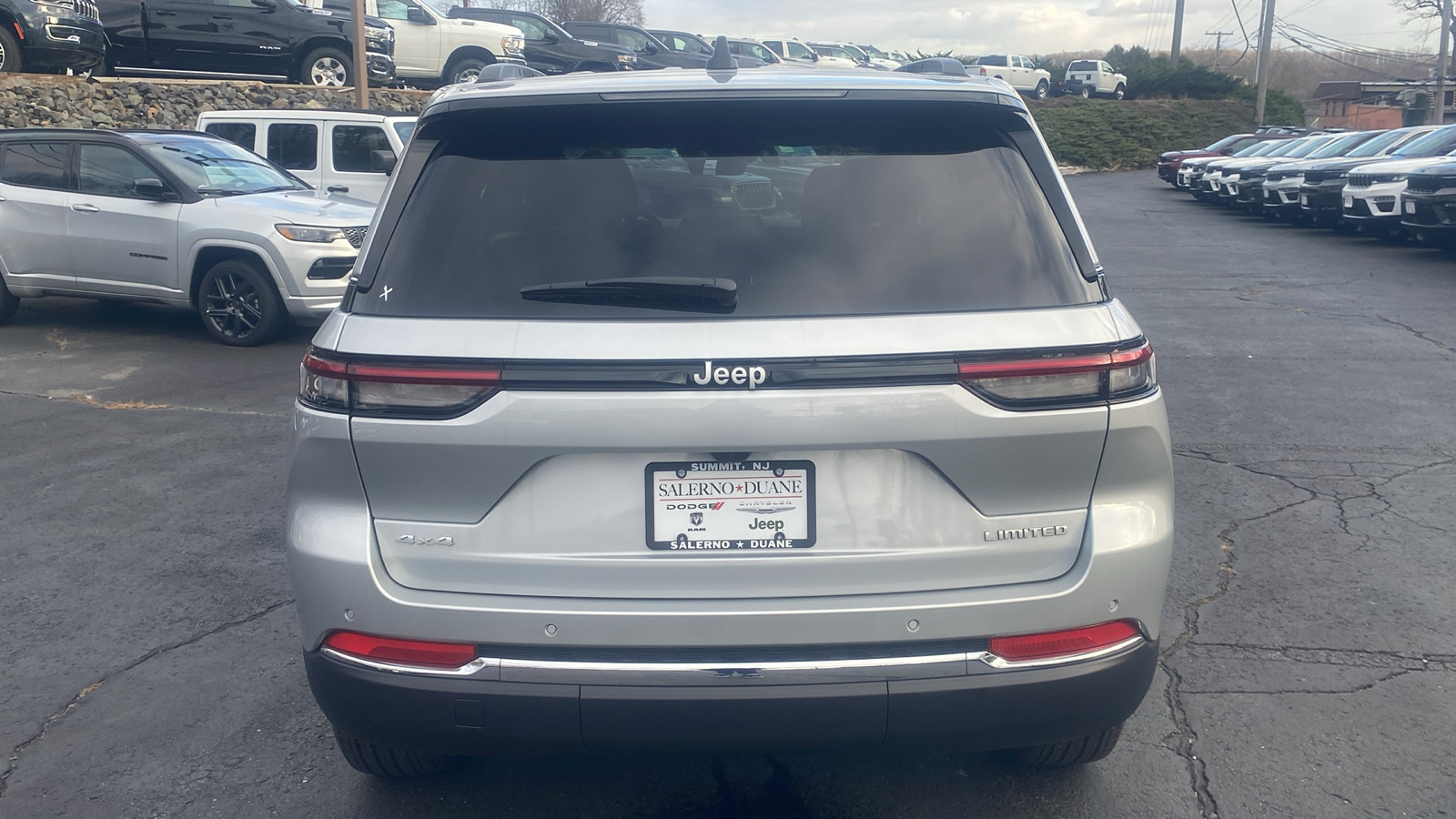 2025 Jeep Grand Cherokee Limited 25