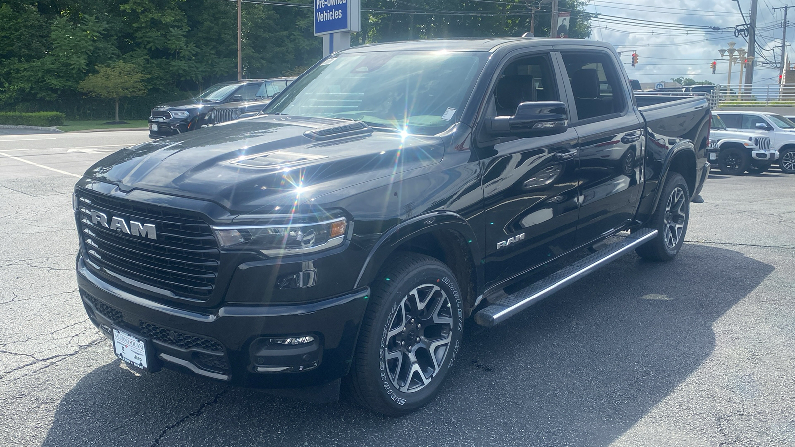 2025 Ram 1500 Laramie 3