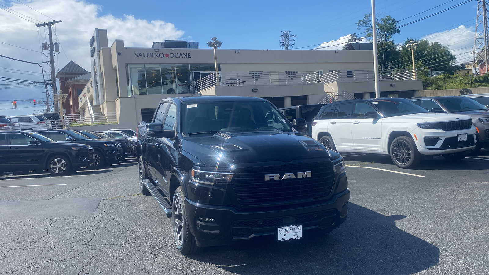 2025 Ram 1500 Laramie 1