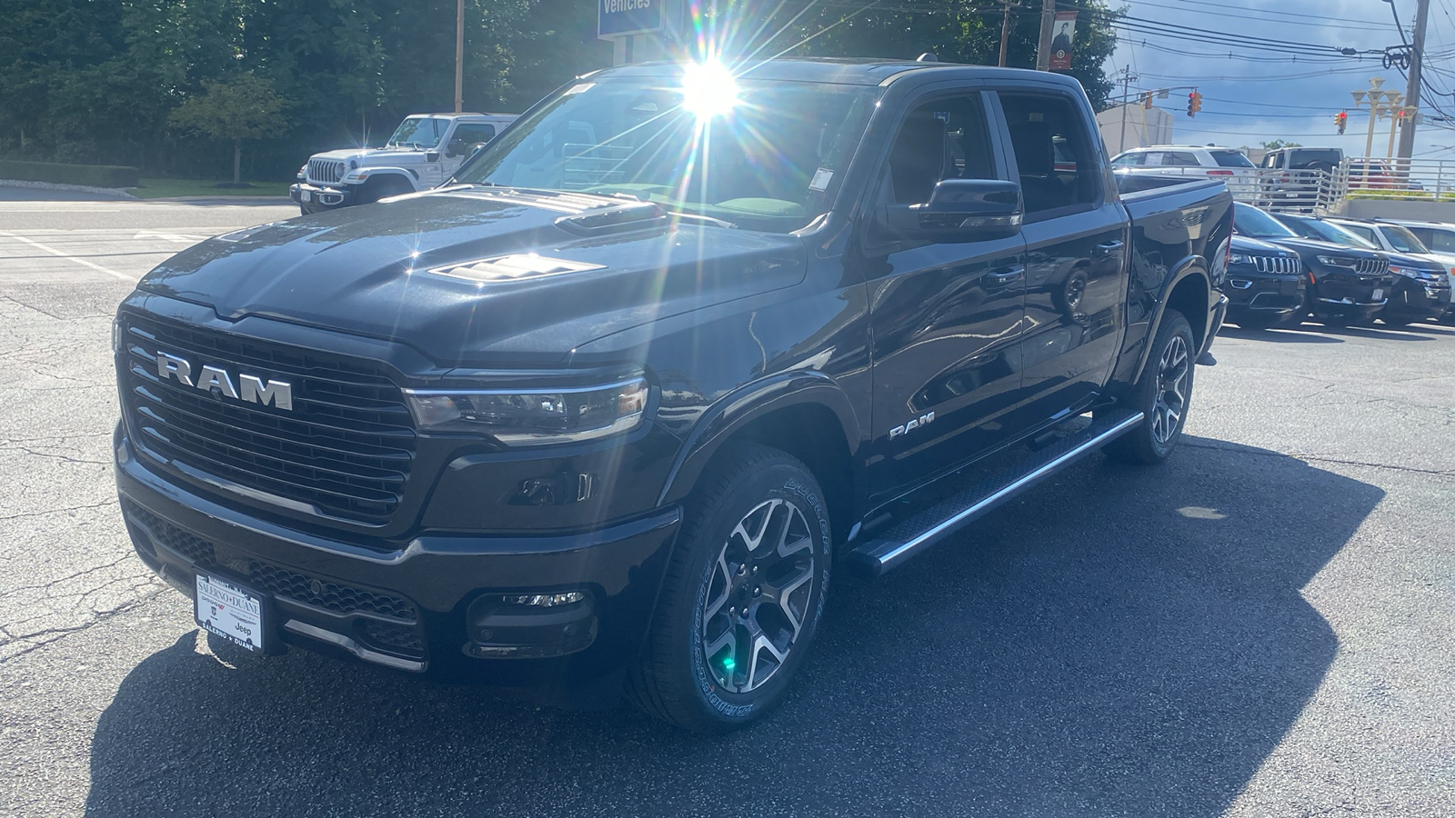 2025 Ram 1500 Laramie 3