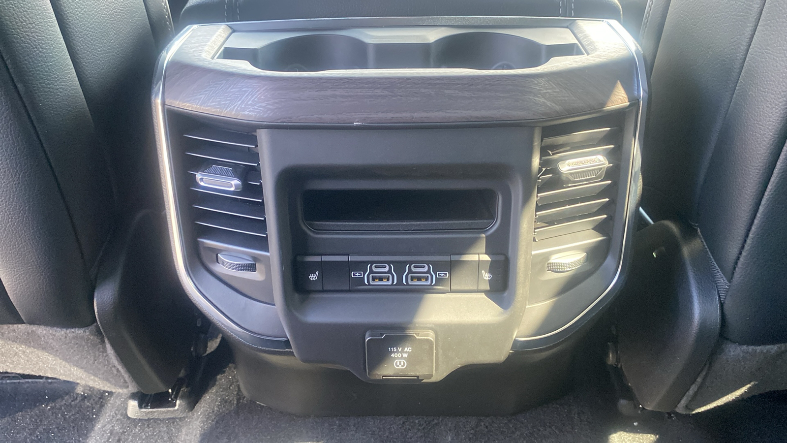 2025 Ram 1500 Laramie 22