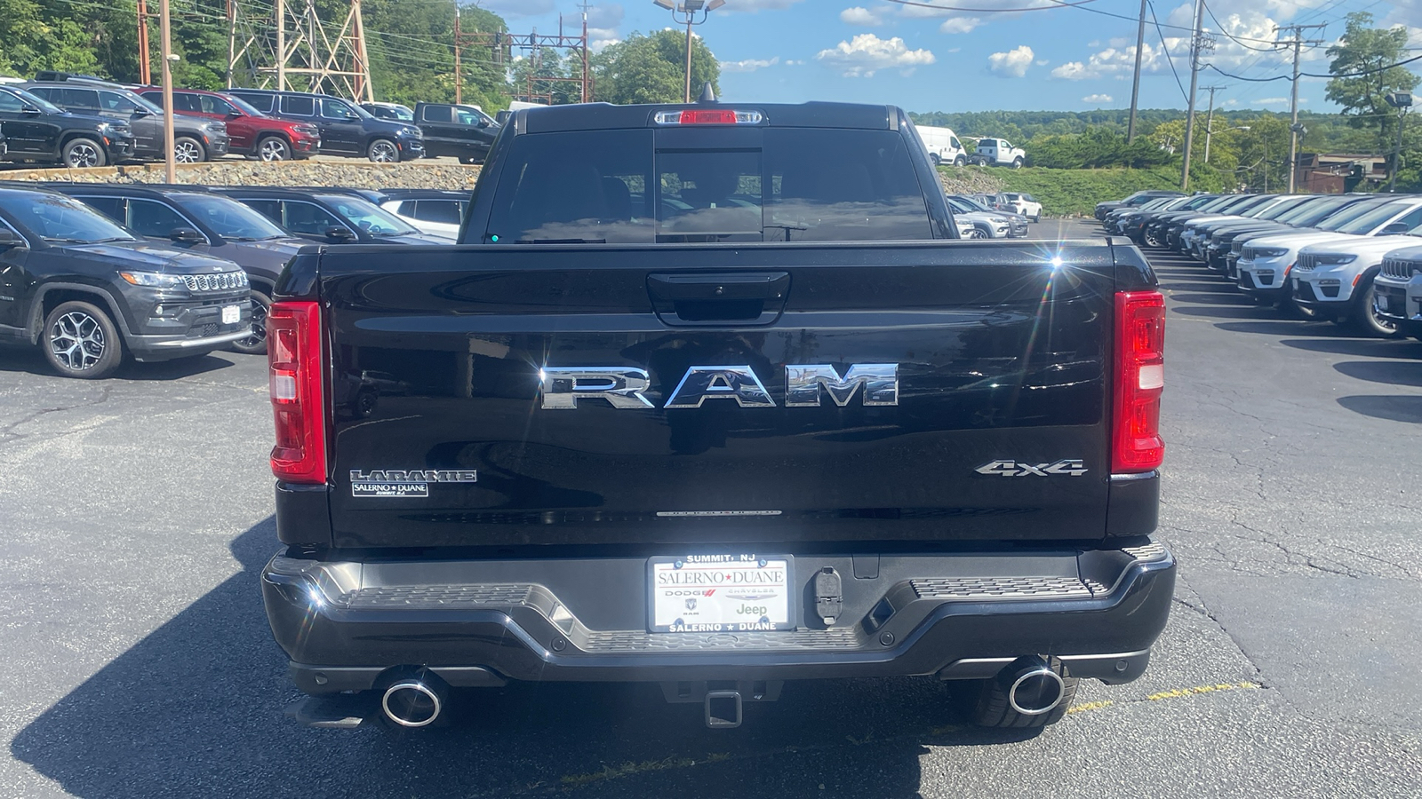 2025 Ram 1500 Laramie 26