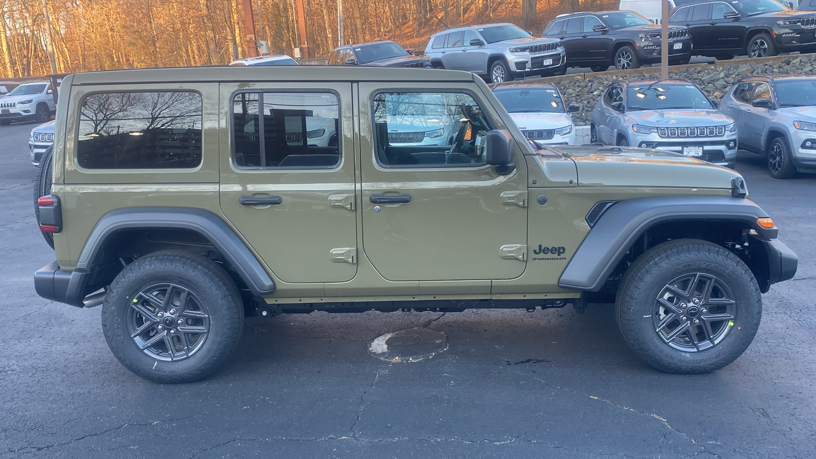 2025 Jeep Wrangler Sport S 27