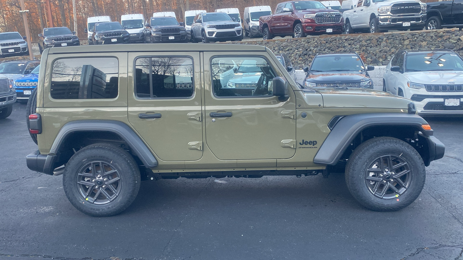 2025 Jeep Wrangler Sport S 27