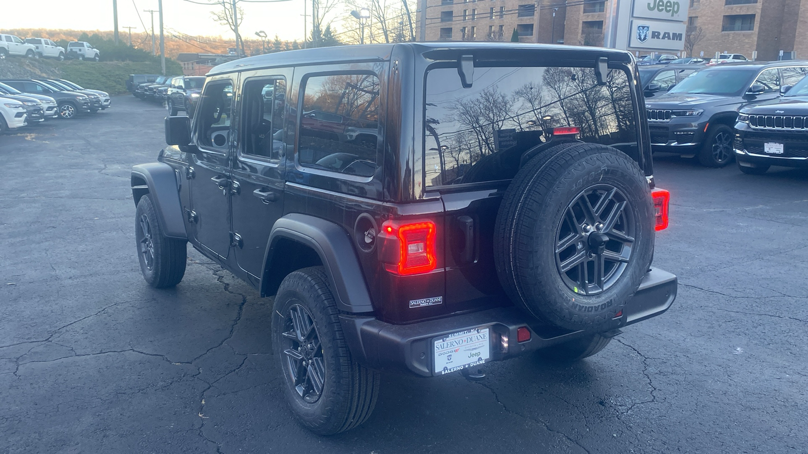 2025 Jeep Wrangler Sport S 21