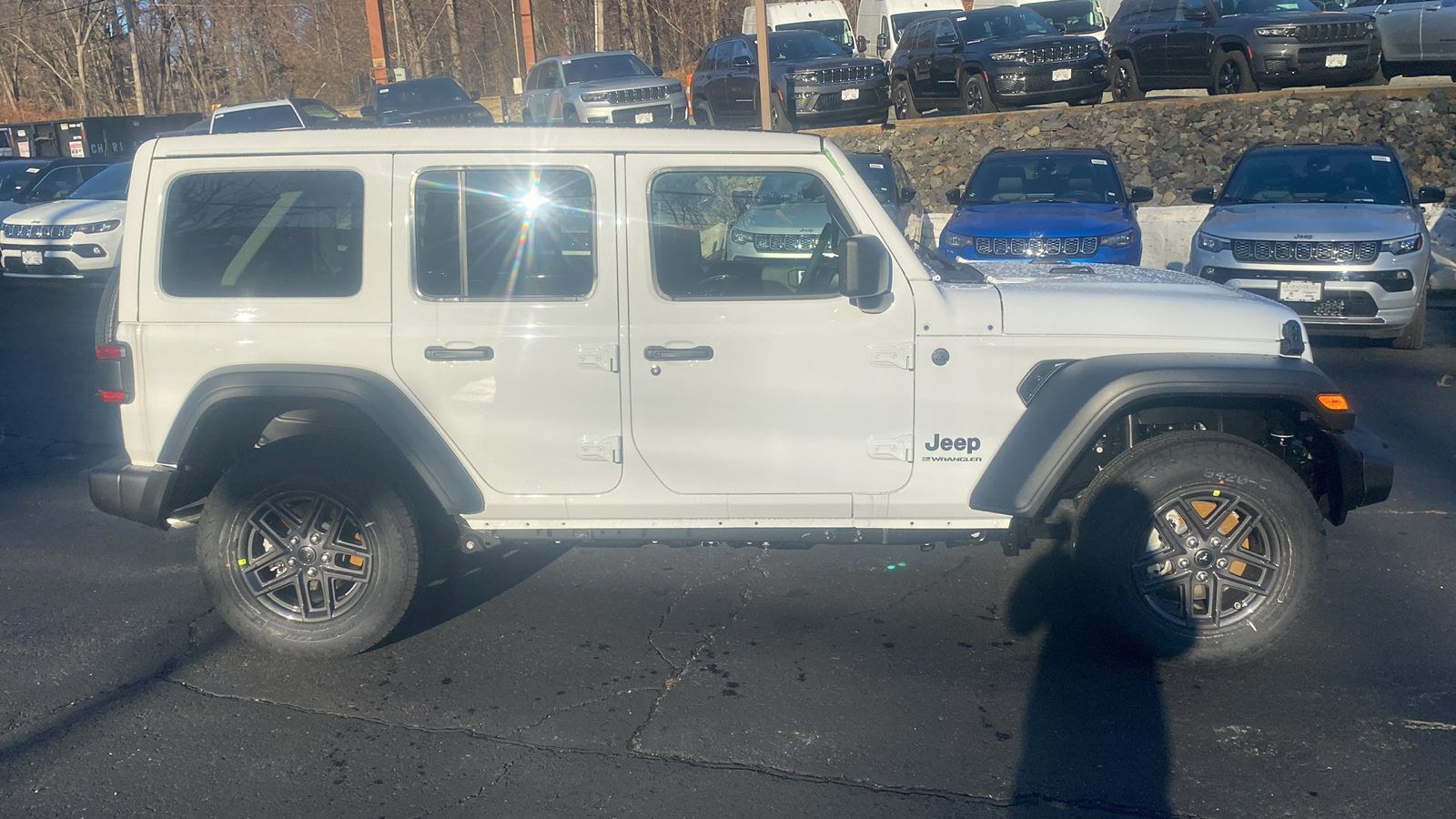 2025 Jeep Wrangler Sport S 27