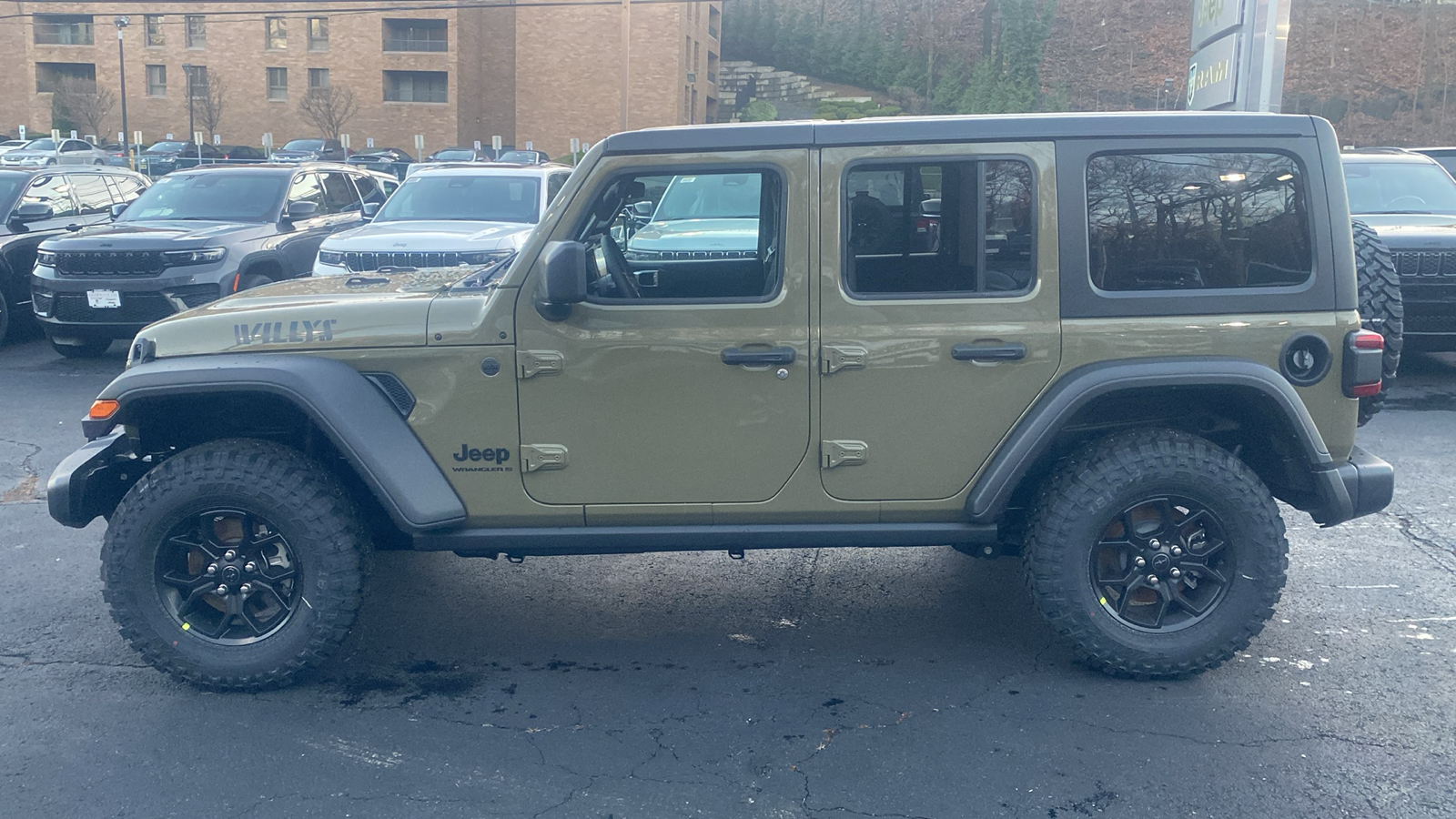 2025 Jeep Wrangler Willys 4