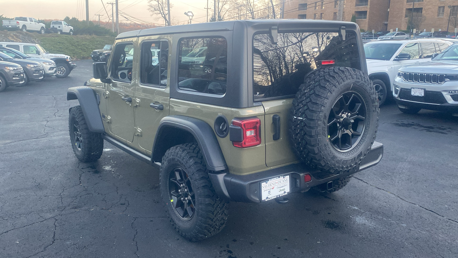 2025 Jeep Wrangler Willys 23