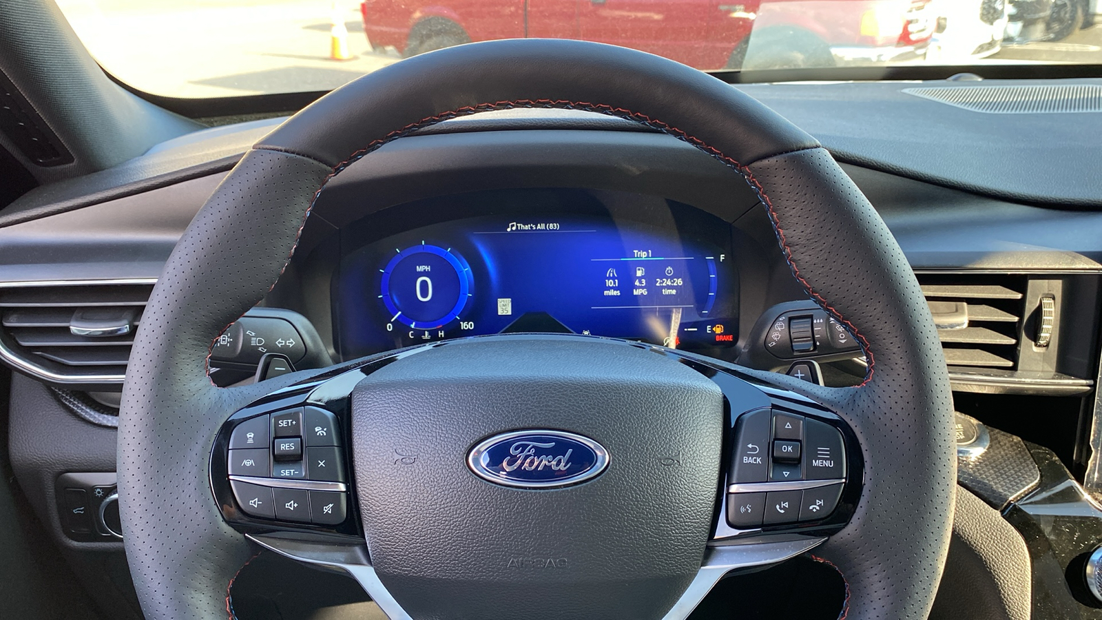 2023 Ford Explorer ST 10