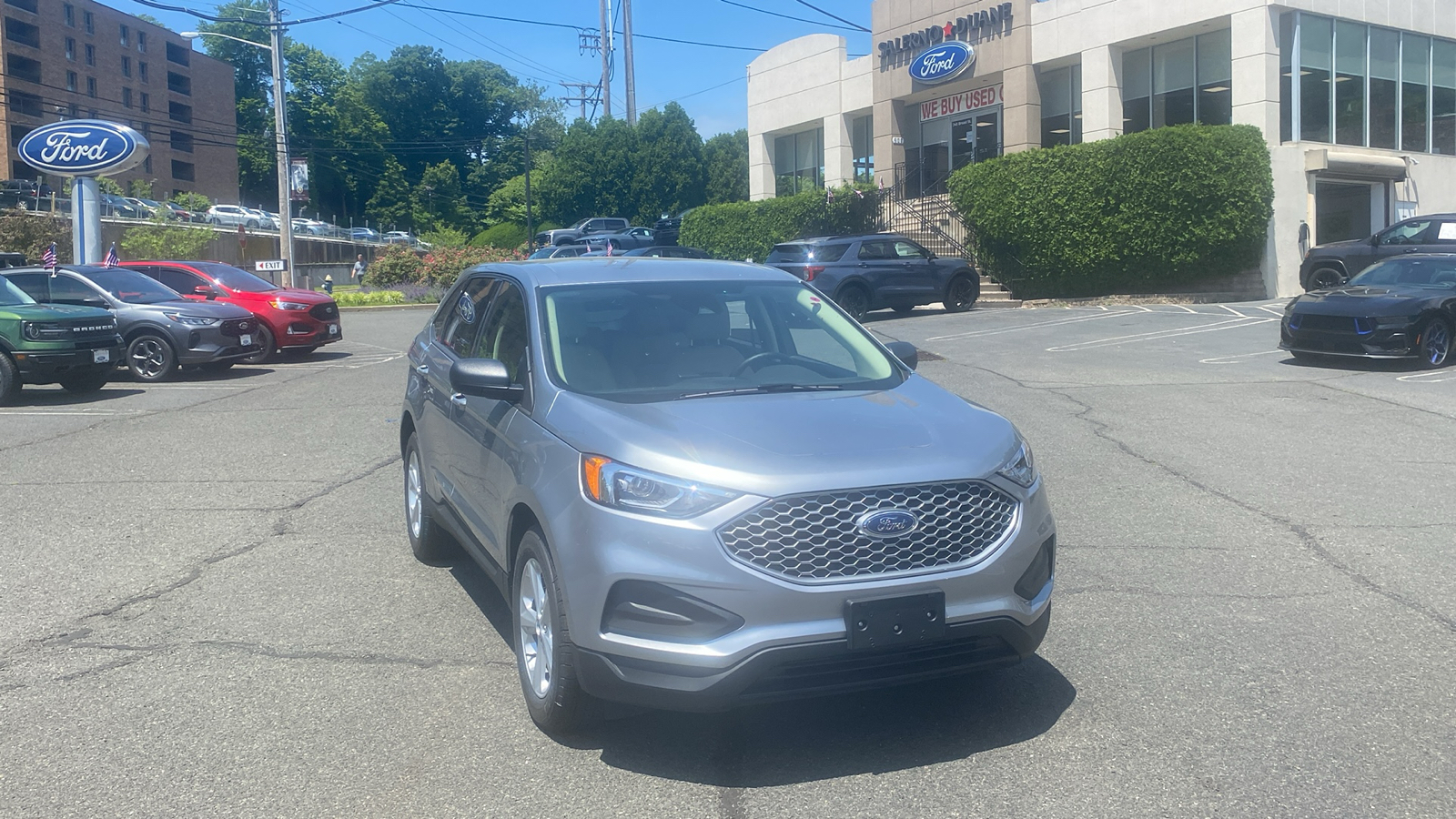 2024 Ford Edge SE 1