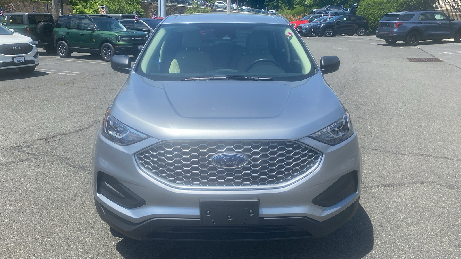 2024 Ford Edge SE 2