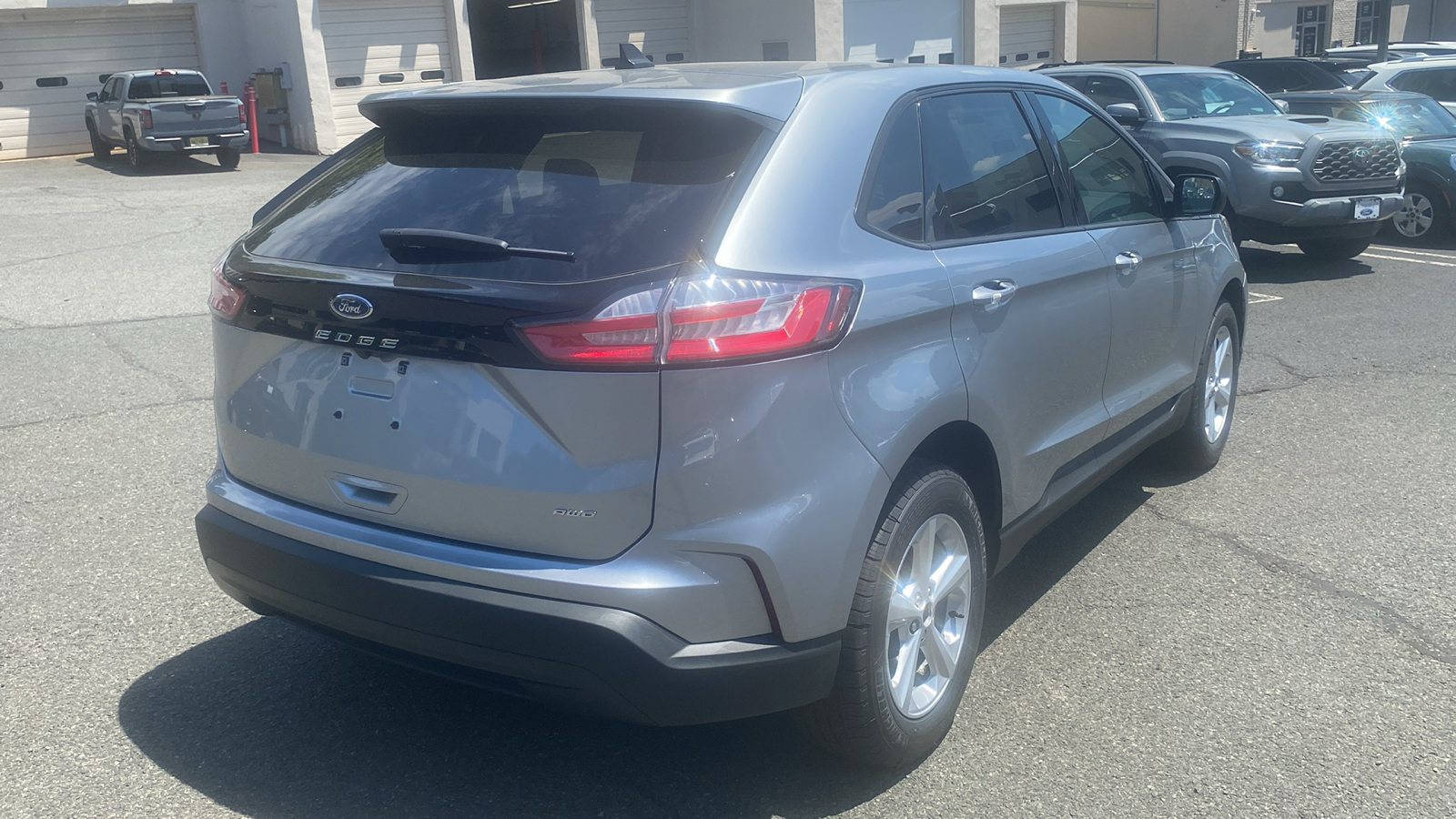 2024 Ford Edge SE 26