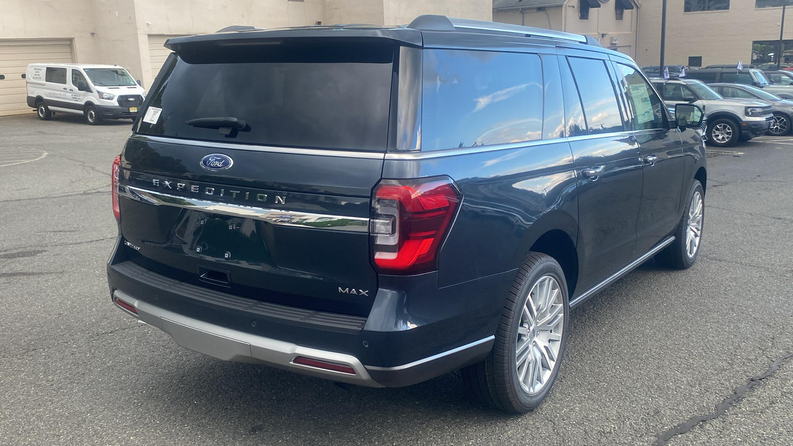 2024 Ford Expedition Max Limited 29