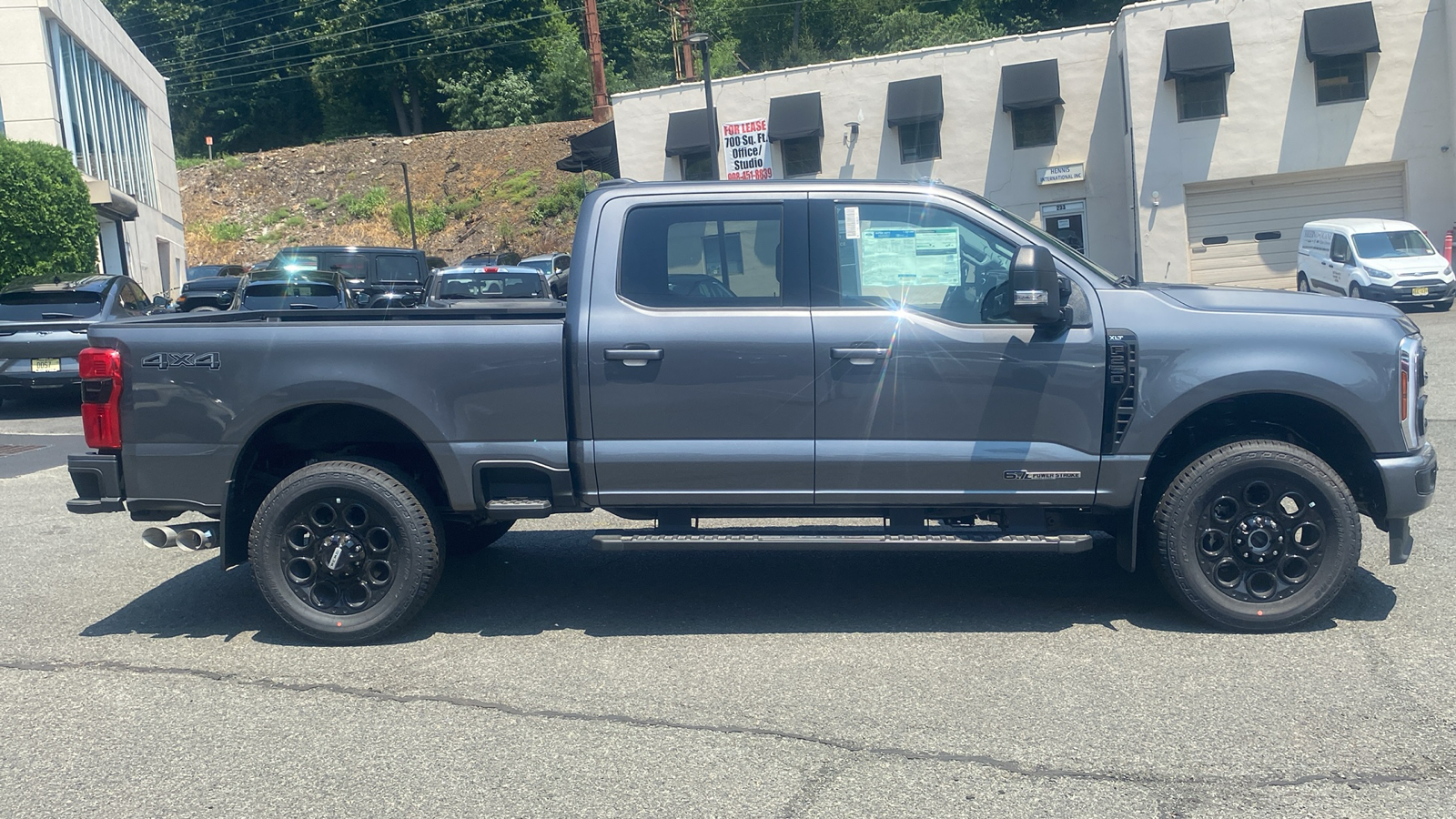 2024 Ford Super Duty F-250 SRW XLT 28