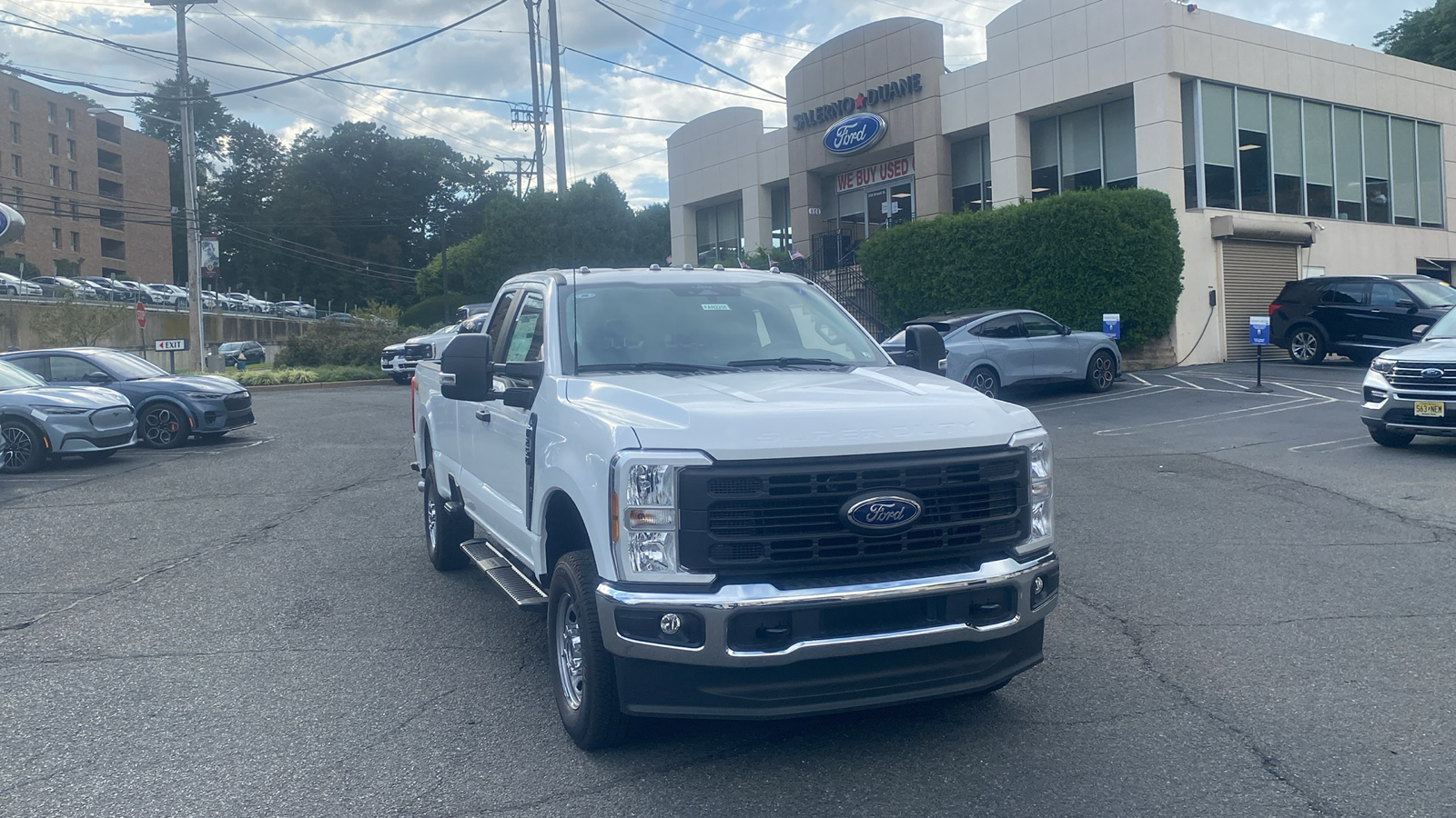 2024 Ford Super Duty F-250 SRW XL 1