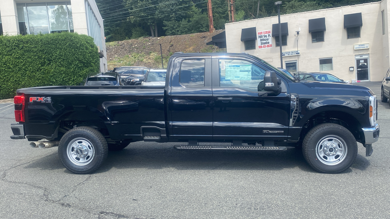 2024 Ford Super Duty F-350 SRW XL 29