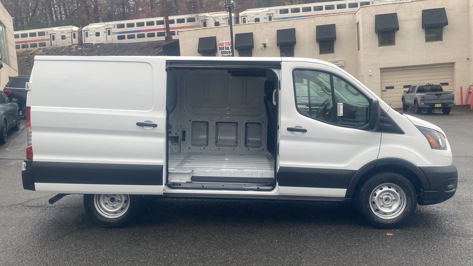 2024 Ford Transit Cargo Van Base 27