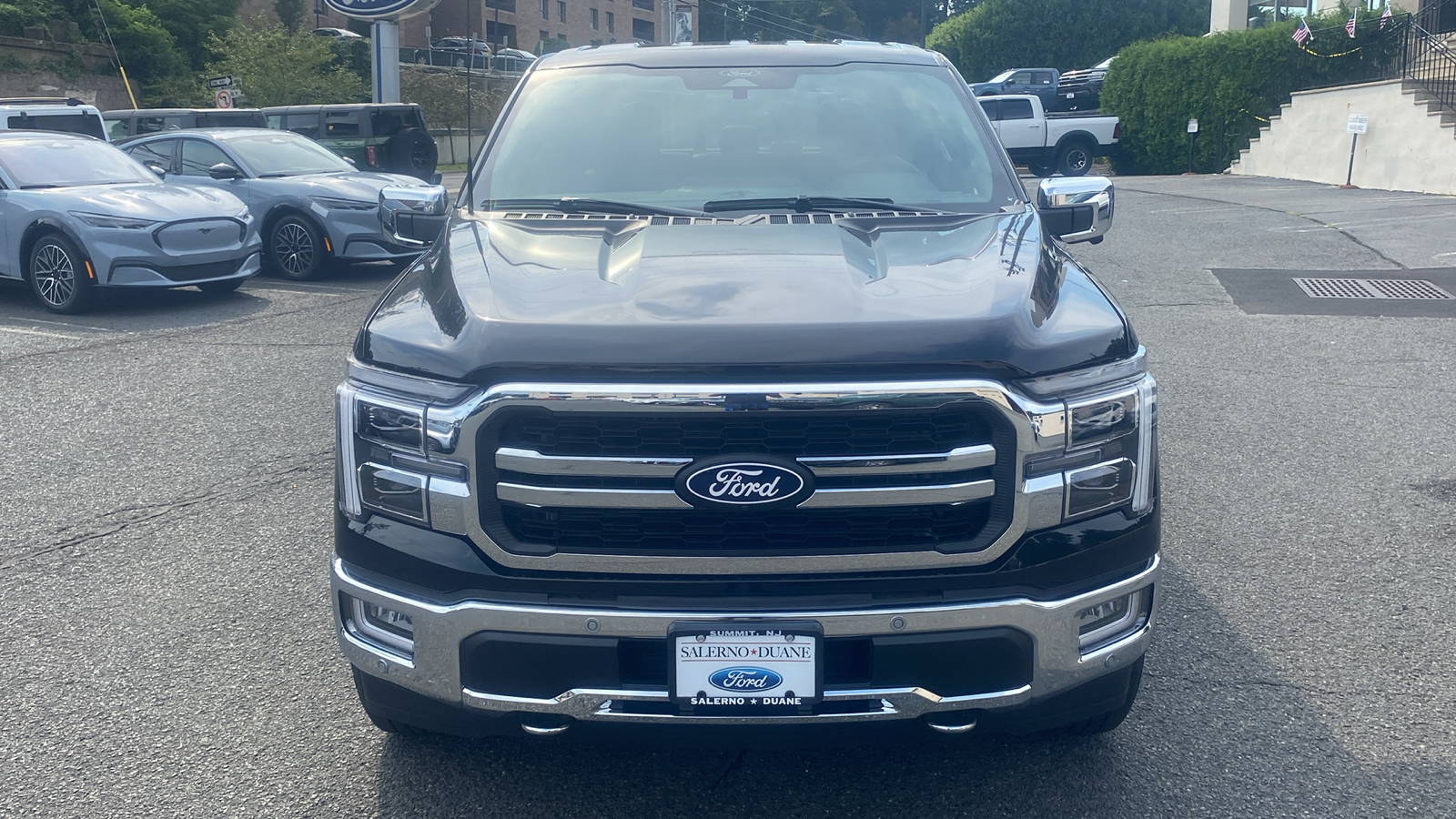 2024 Ford F-150 LARIAT 2