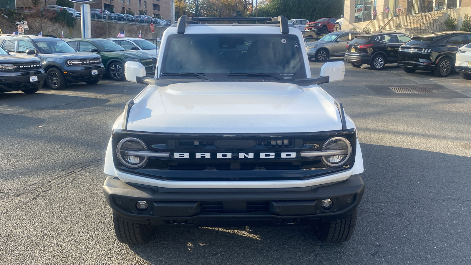 2024 Ford Bronco Outer Banks 2