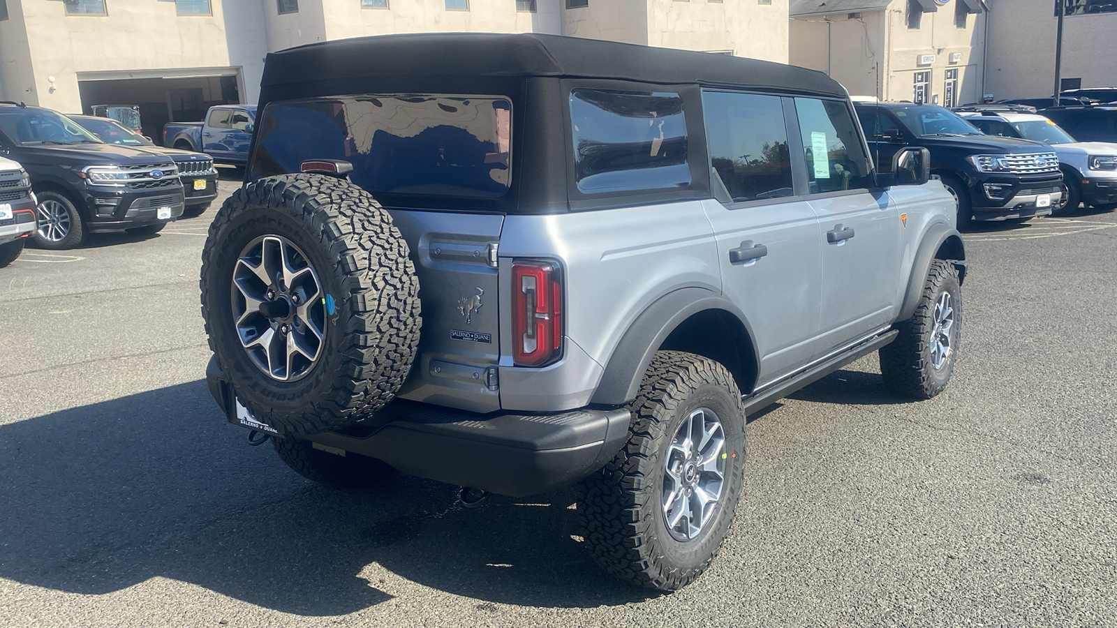 2024 Ford Bronco Badlands 26