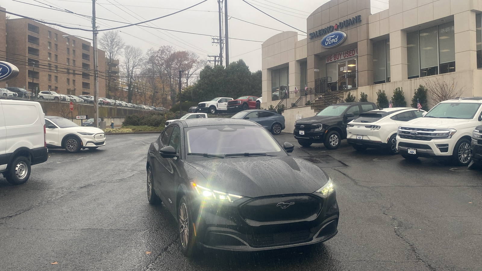 2024 Ford Mustang Mach-E Premium 1