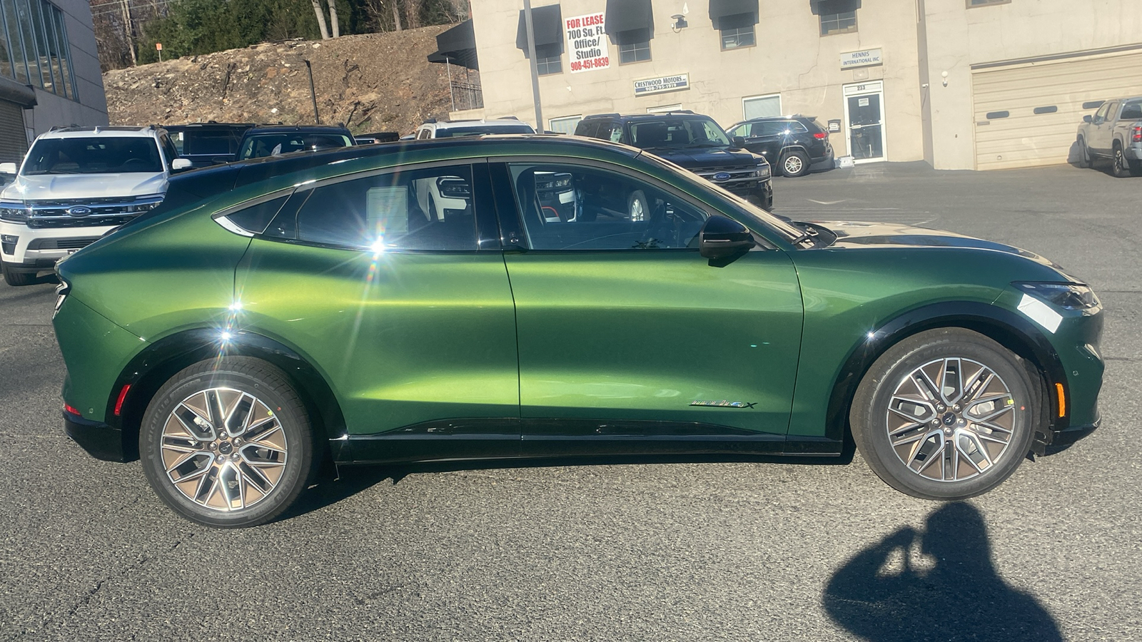 2024 Ford Mustang Mach-E Premium 27