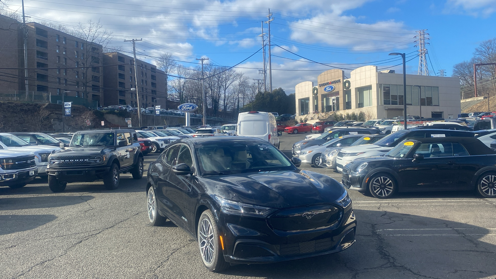 2024 Ford Mustang Mach-E Premium 1