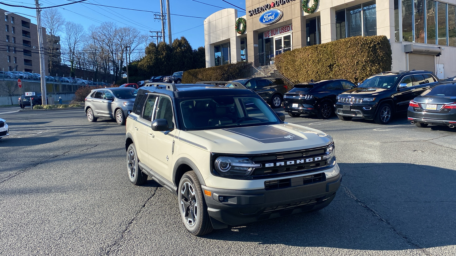 2024 Ford Bronco Sport Outer Banks 1