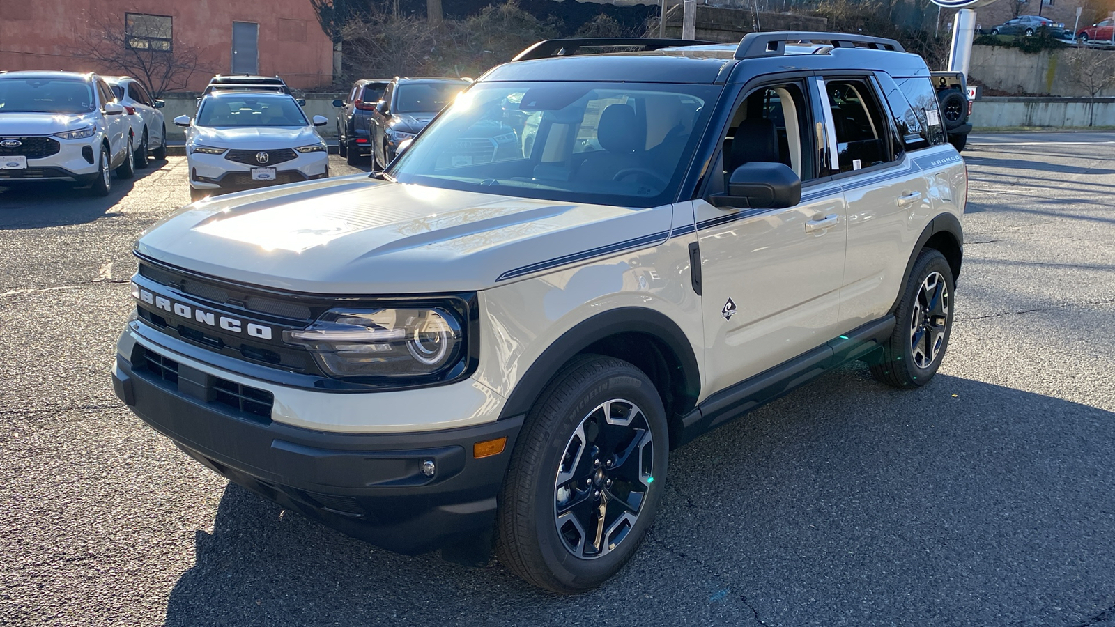 2024 Ford Bronco Sport Outer Banks 3