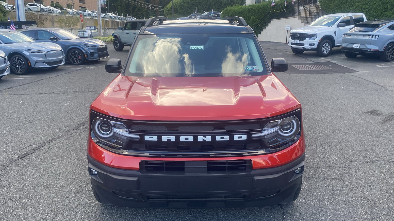 2024 Ford Bronco Sport Outer Banks 2