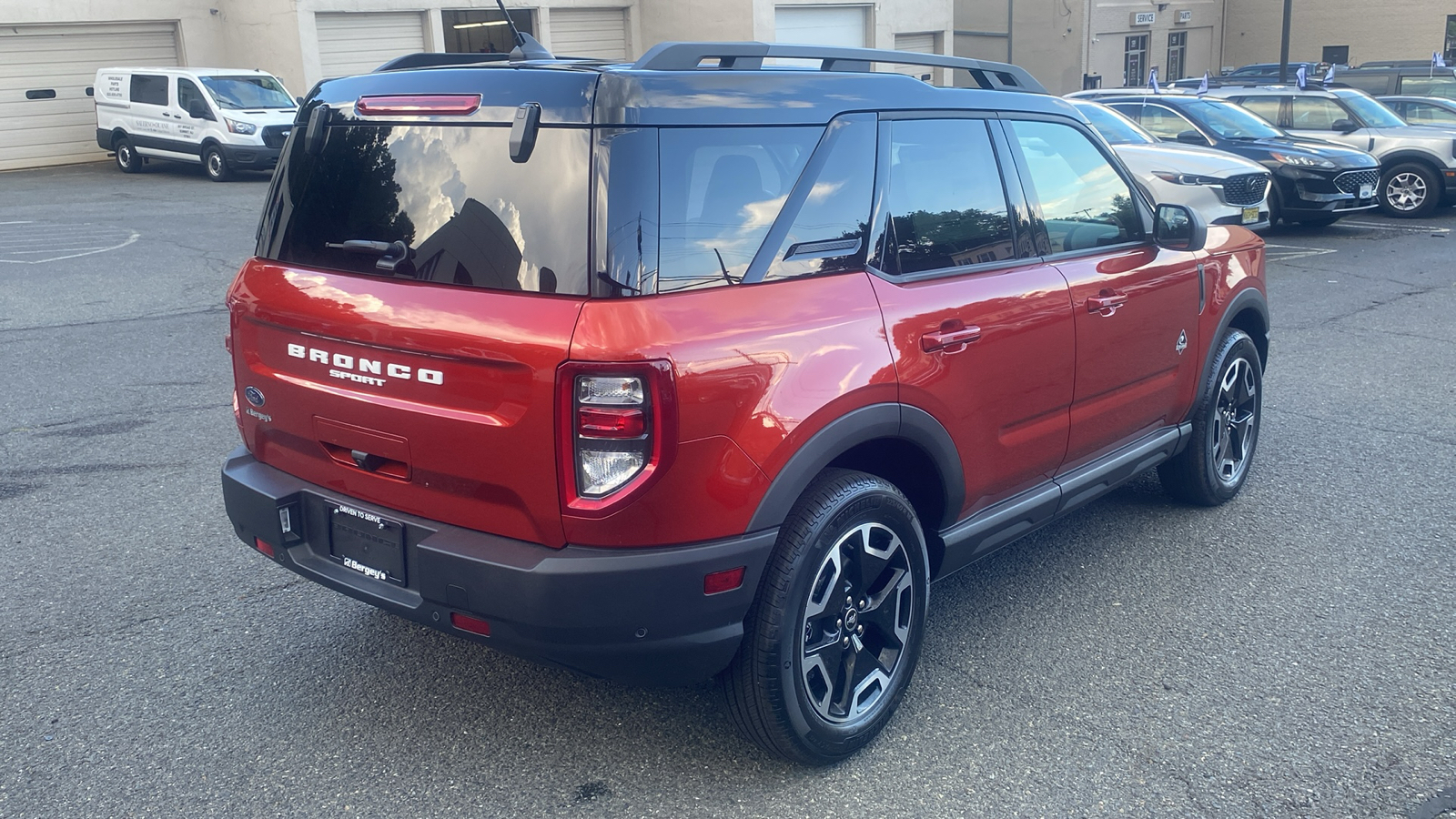 2024 Ford Bronco Sport Outer Banks 27