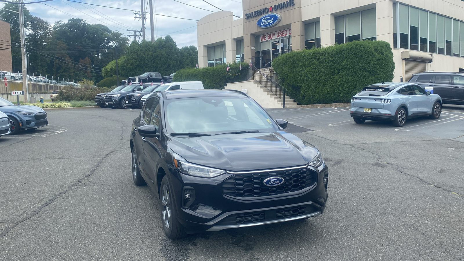 2024 Ford Escape ST-Line Select 1