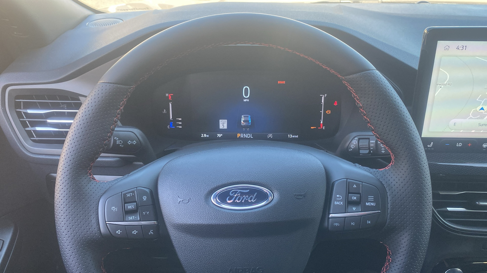 2024 Ford Escape ST-Line 10