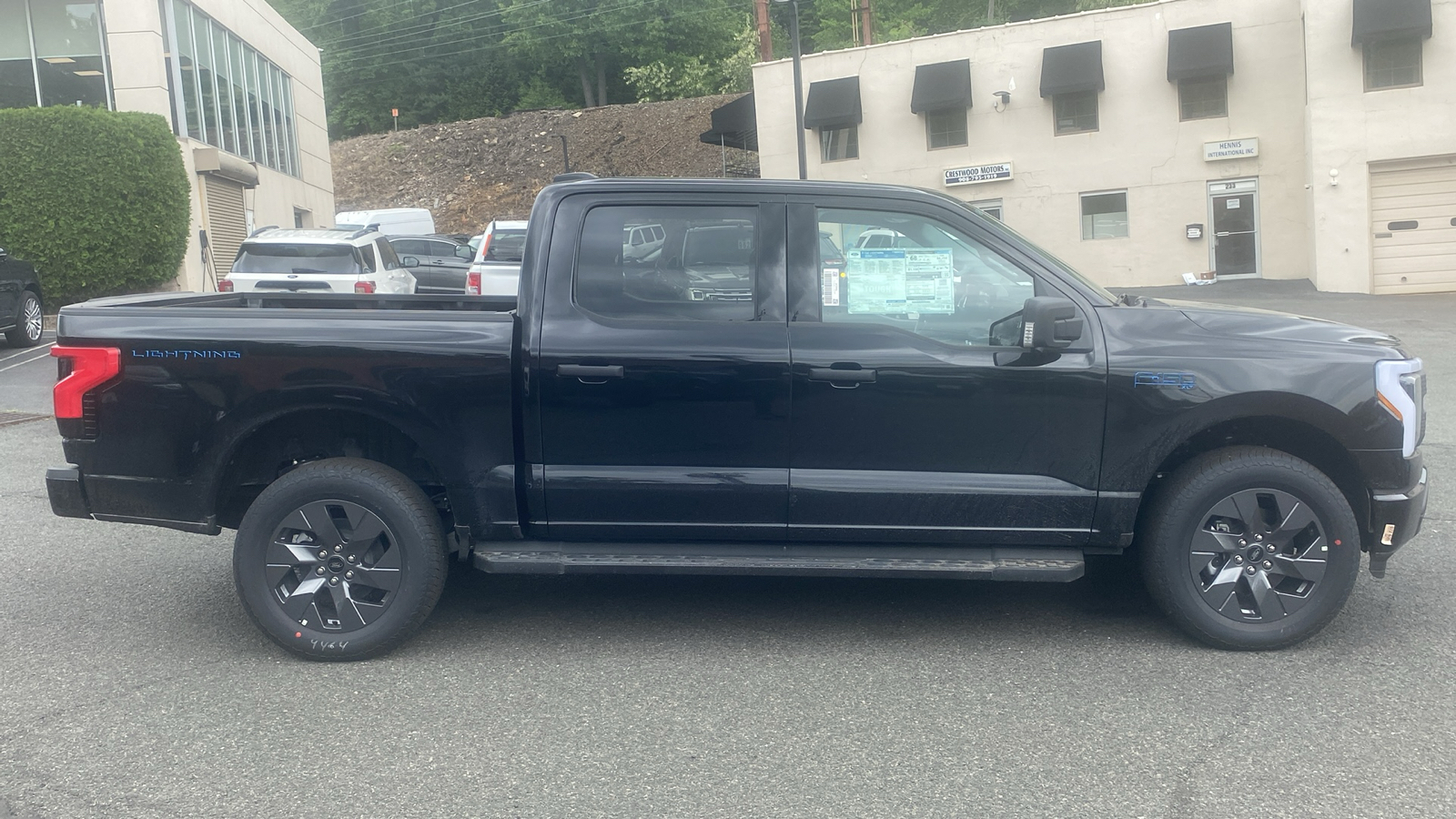 2024 Ford F-150 Lightning XLT 27