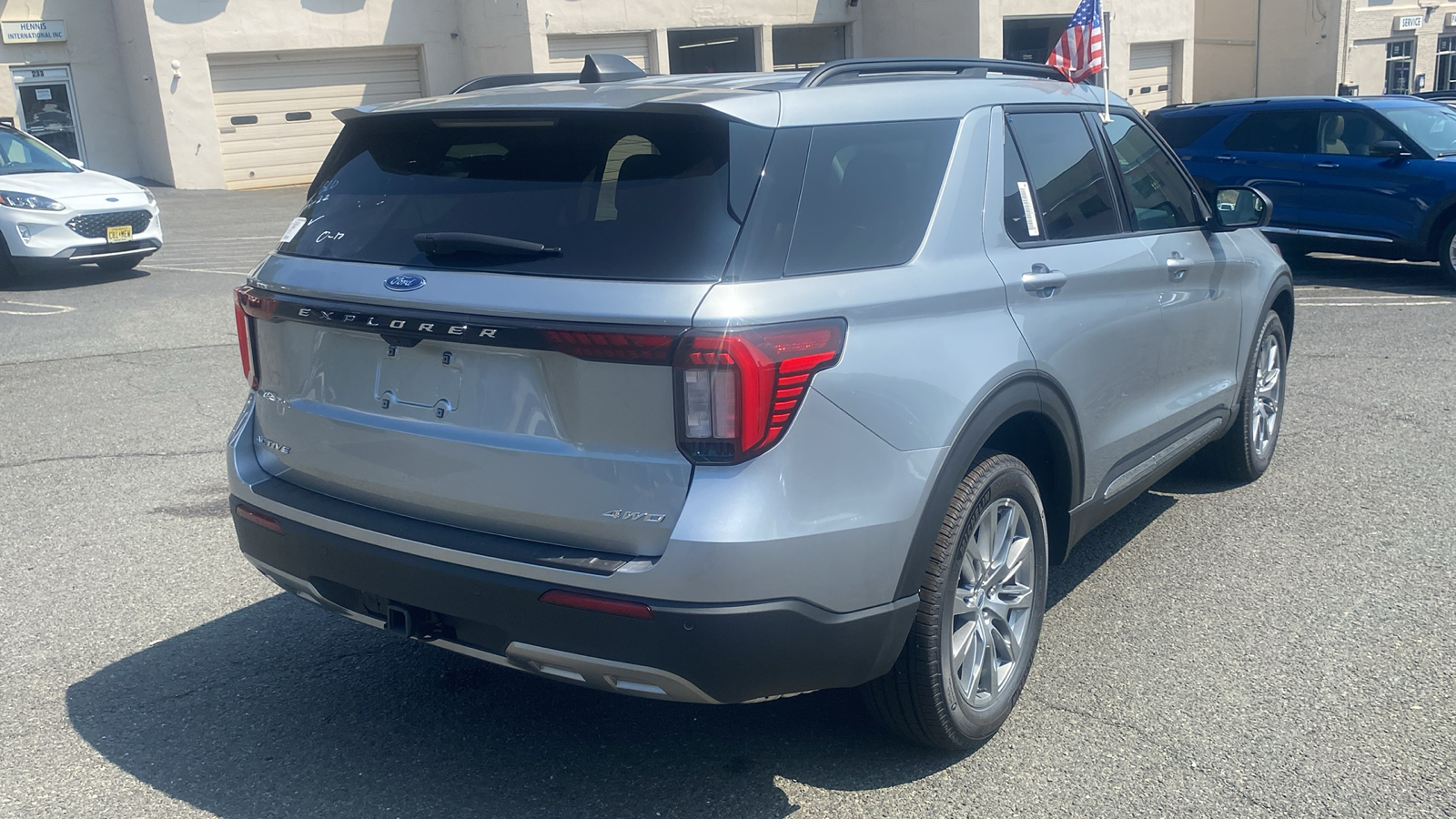 2025 Ford Explorer Active 27