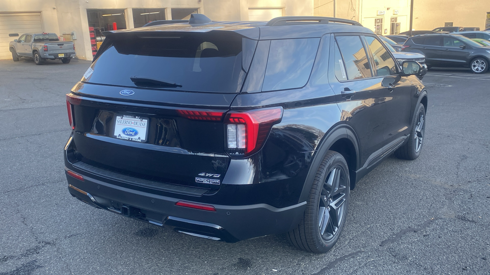 2025 Ford Explorer ST-Line 29