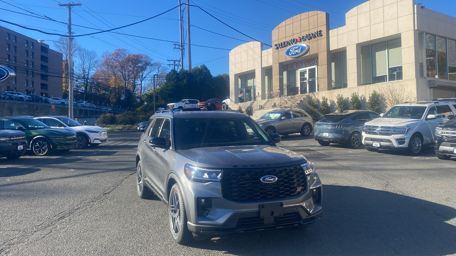 2025 Ford Explorer ST 1