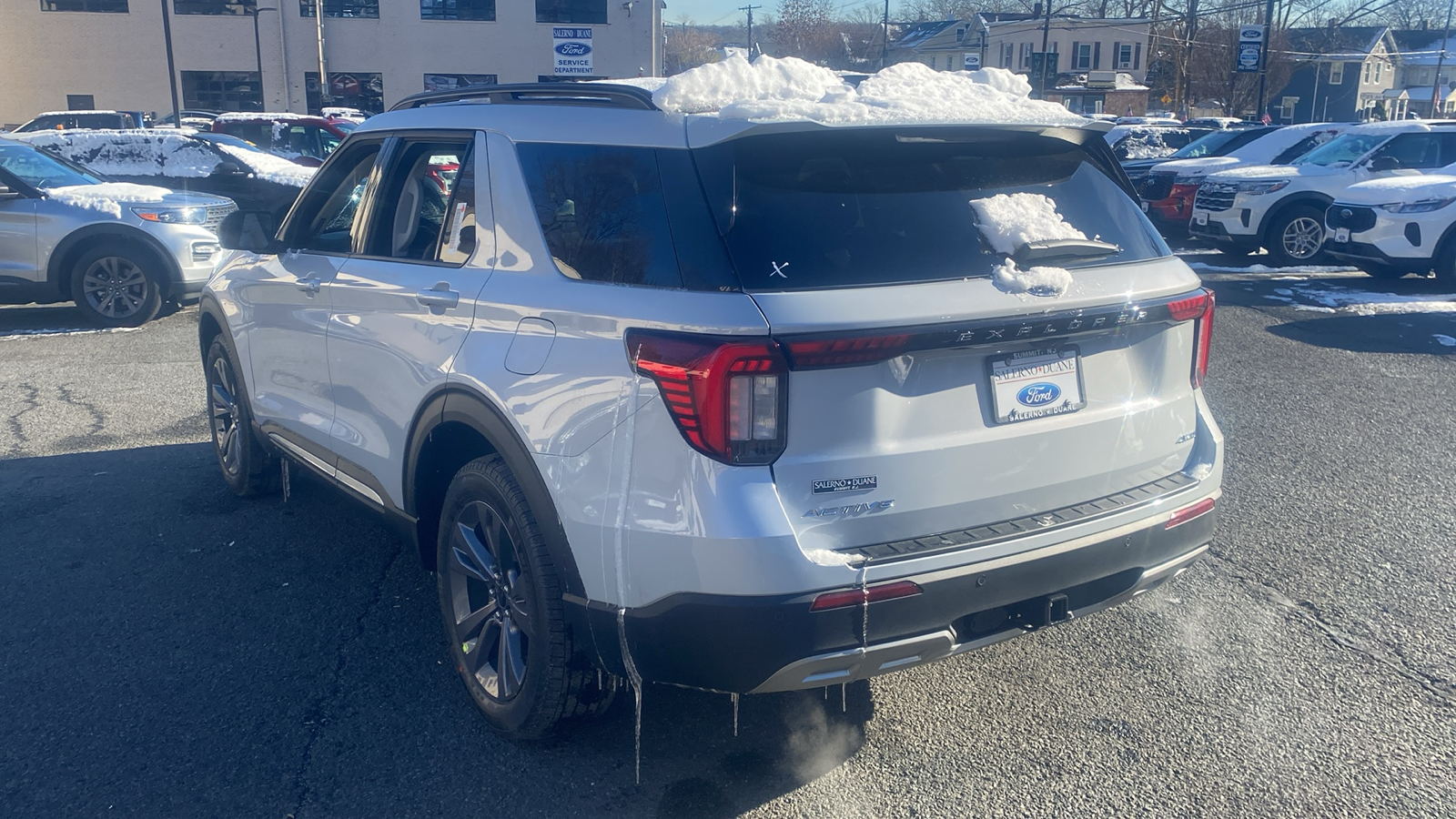 2025 Ford Explorer Active 26