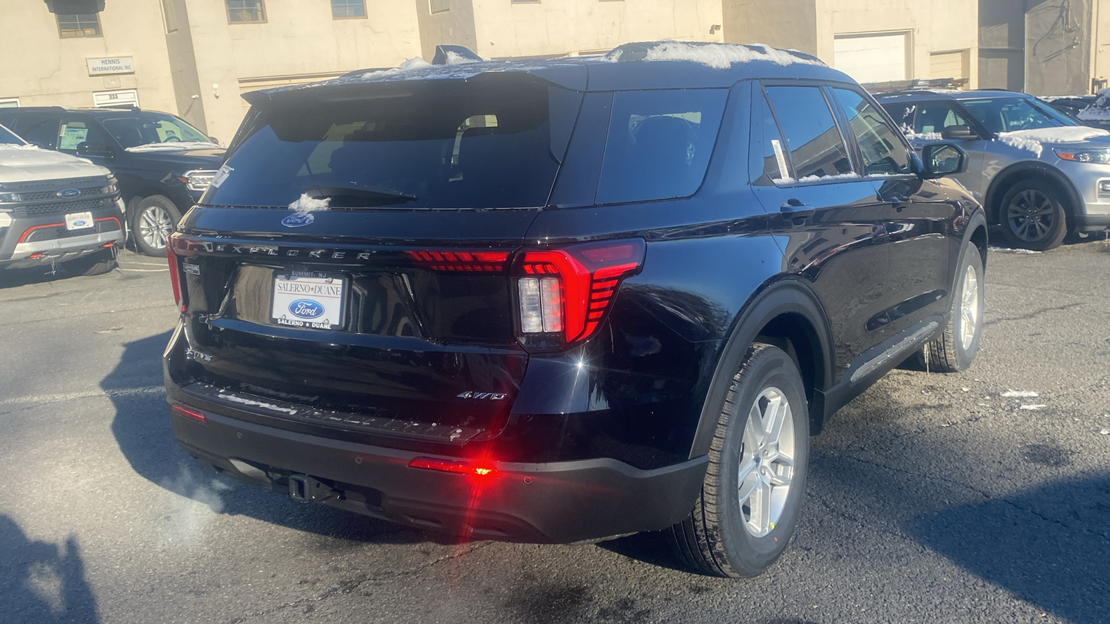 2025 Ford Explorer Active 27